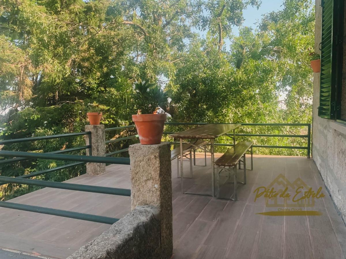 Patio Da Estrela - Chales Moura Penhas da Saúde Exteriör bild